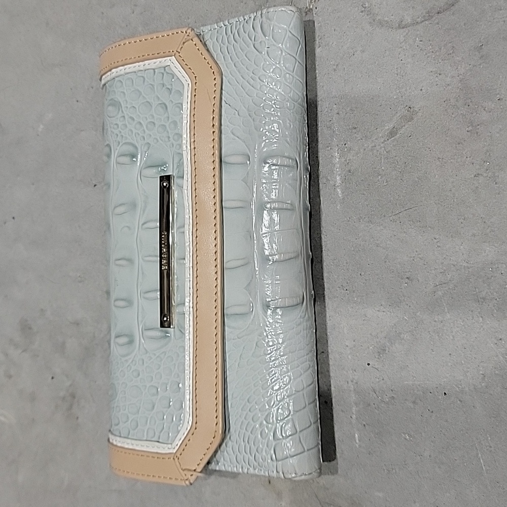 Brahmin wallet